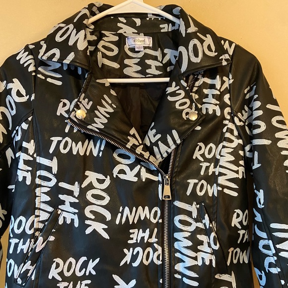 Descendants D-Signed Disney Faux Leather Rock The Town Black Moto Jacket Large - Picture 3 of 13
